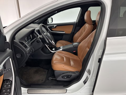 Volvo XC60 2.0 D4 FWD Nordic+ AUT. * PANO | NAVI-FULLMAP | ECC | CRUISE | CAMERA | PDC | LEER *