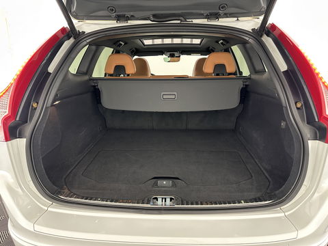 Volvo XC60 2.0 D4 FWD Nordic+ AUT. * PANO | NAVI-FULLMAP | ECC | CRUISE | CAMERA | PDC | LEER *
