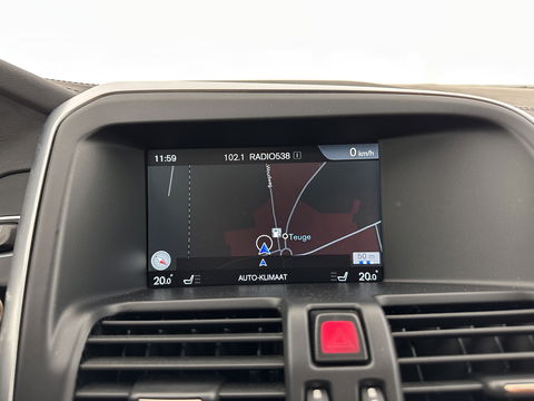 Volvo XC60 2.0 D4 FWD Nordic+ AUT. * PANO | NAVI-FULLMAP | ECC | CRUISE | CAMERA | PDC | LEER *