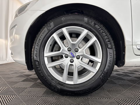 Volvo XC60 2.0 D4 FWD Nordic+ AUT. * PANO | NAVI-FULLMAP | ECC | CRUISE | CAMERA | PDC | LEER *