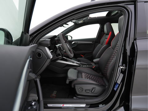 Audi RS3 Sportback 2.5 TFSI quattro Aut. *PANO | HEAD-UP | MATRIX-LED | FULL-LED | ADAPTIVE-CRUISE | BLIND-SPOT | MEMORY-PACK | KEYLESS | SPORT-SEATS | CAMERA | DIGI-COCKPIT | AMBIENT-LIGHT | 19''ALU*