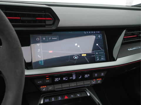 Audi RS3 Sportback 2.5 TFSI quattro Aut. *PANO | HEAD-UP | MATRIX-LED | FULL-LED | ADAPTIVE-CRUISE | BLIND-SPOT | MEMORY-PACK | KEYLESS | SPORT-SEATS | CAMERA | DIGI-COCKPIT | AMBIENT-LIGHT | 19''ALU*