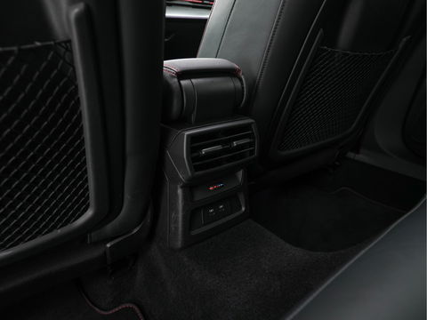 Audi RS3 Sportback 2.5 TFSI quattro Aut. *PANO | HEAD-UP | MATRIX-LED | FULL-LED | ADAPTIVE-CRUISE | BLIND-SPOT | MEMORY-PACK | KEYLESS | SPORT-SEATS | CAMERA | DIGI-COCKPIT | AMBIENT-LIGHT | 19''ALU*
