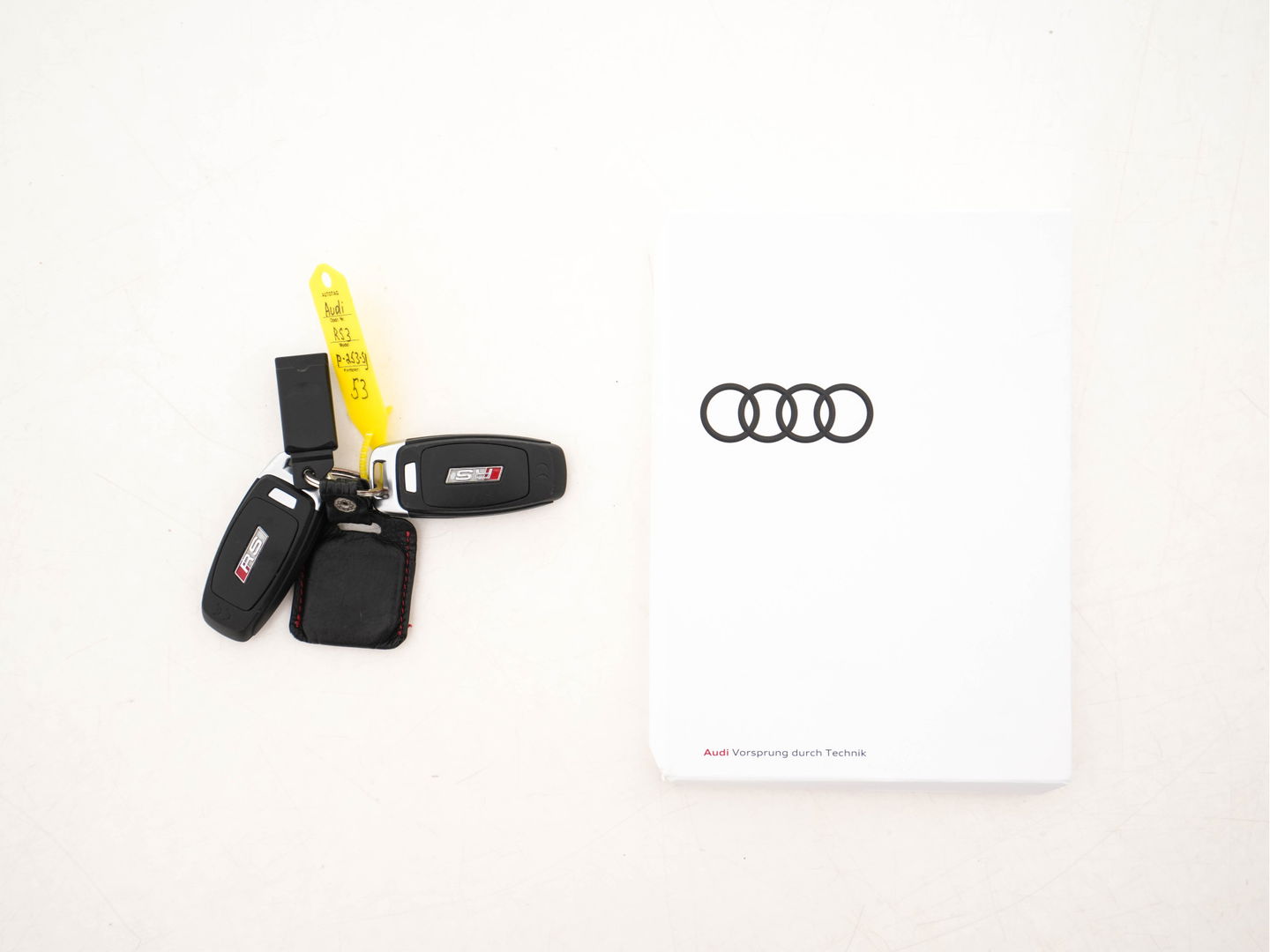 Audi RS3 Sportback 2.5 TFSI quattro Aut. *PANO | HEAD-UP | MATRIX-LED | FULL-LED | ADAPTIVE-CRUISE | BLIND-SPOT | MEMORY-PACK | KEYLESS | SPORT-SEATS | CAMERA | DIGI-COCKPIT | AMBIENT-LIGHT | 19''ALU*