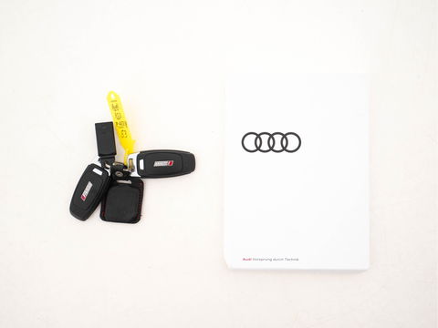 Audi RS3 Sportback 2.5 TFSI quattro Aut. *PANO | HEAD-UP | MATRIX-LED | FULL-LED | ADAPTIVE-CRUISE | BLIND-SPOT | MEMORY-PACK | KEYLESS | SPORT-SEATS | CAMERA | DIGI-COCKPIT | AMBIENT-LIGHT | 19''ALU*