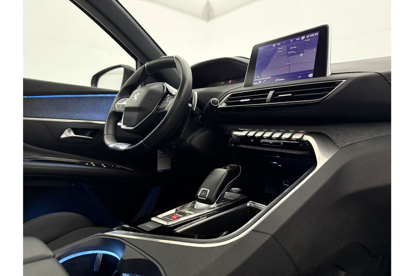 Peugeot 3008 1.2 PureTech GT Line Pano LED Sfeer 360Camera Virtual Clima Cruise PDC 19"LMV