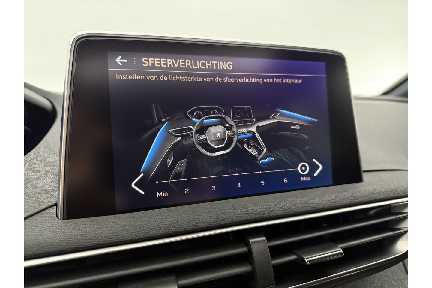 Peugeot 3008 1.2 PureTech GT Line Pano LED Sfeer 360Camera Virtual Clima Cruise PDC 19"LMV