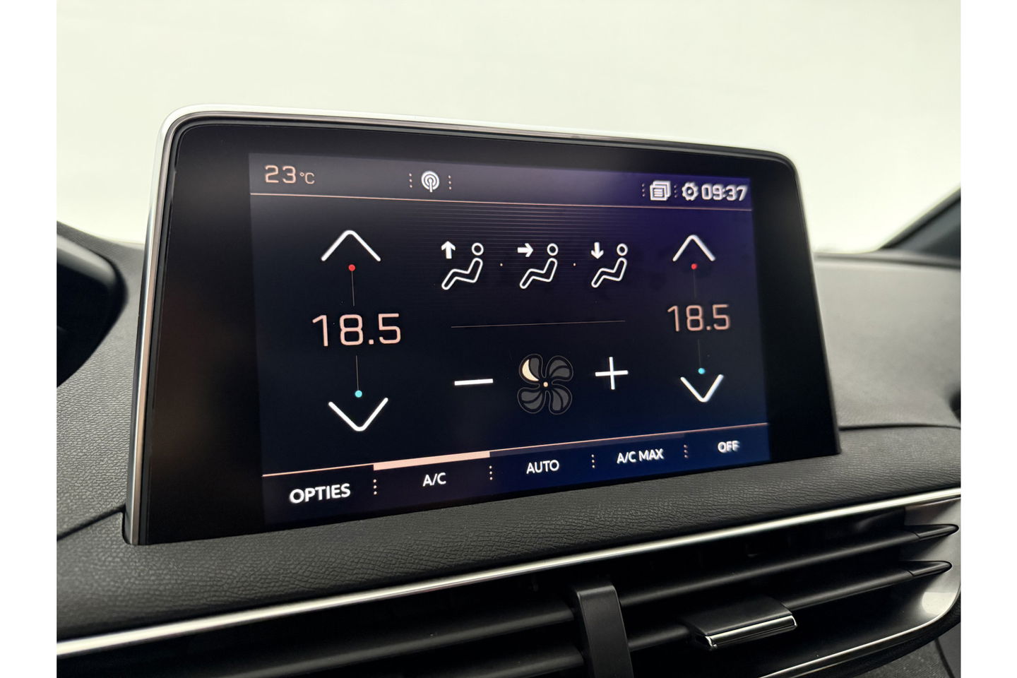 Peugeot 3008 1.2 PureTech GT Line Pano LED Sfeer 360Camera Virtual Clima Cruise PDC 19"LMV