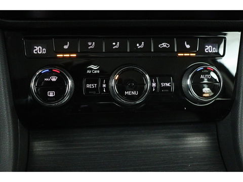 Škoda Superb 1.4 TSI iV Business Edition Plus | Stoelverwarming | Carplay | Camera | Memory | Full LED | Navigatie | Keyless | PHEV