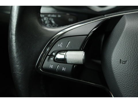 Škoda Superb 1.4 TSI iV Business Edition Plus | Stoelverwarming | Carplay | Camera | Memory | Full LED | Navigatie | Keyless | PHEV