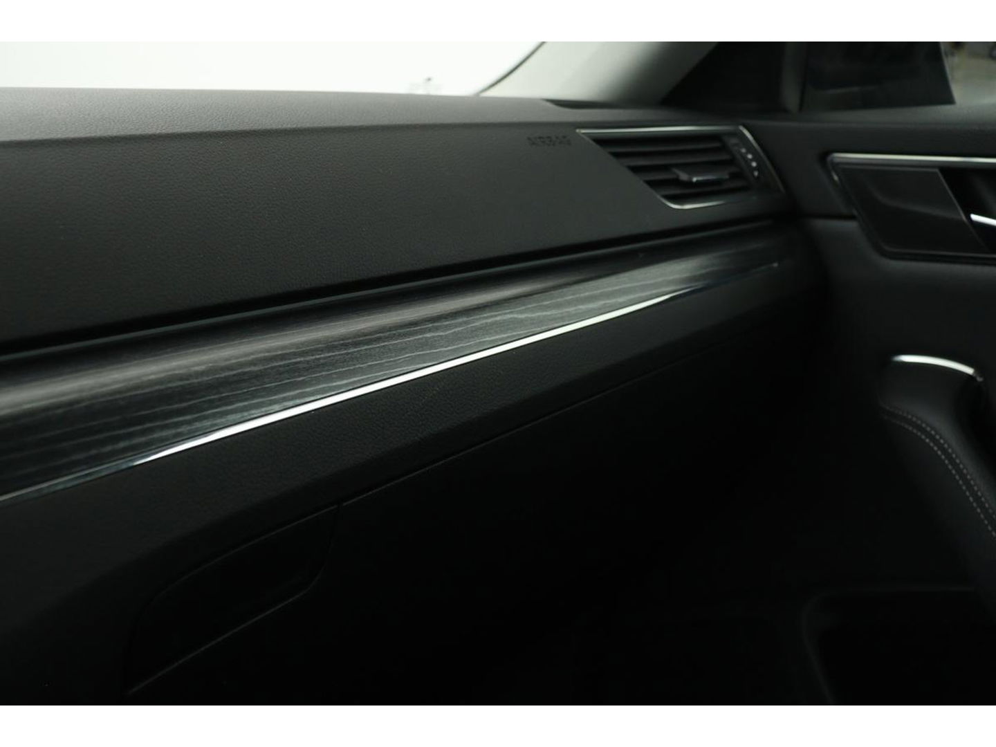 Škoda Superb 1.4 TSI iV Business Edition Plus | Stoelverwarming | Carplay | Camera | Memory | Full LED | Navigatie | Keyless | PHEV