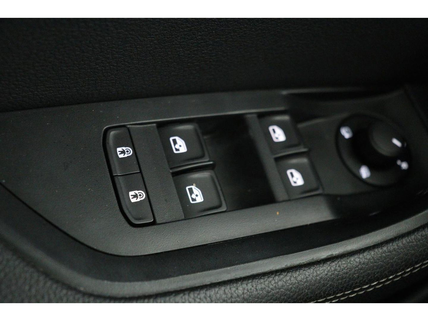 Škoda Superb 1.4 TSI iV Business Edition Plus | Stoelverwarming | Carplay | Camera | Memory | Full LED | Navigatie | Keyless | PHEV