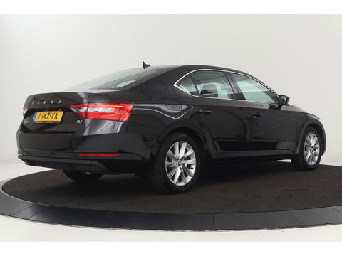 Škoda Superb 1.4 TSI iV Business Edition Plus | Stoelverwarming | Carplay | Camera | Memory | Full LED | Navigatie | Keyless | PHEV