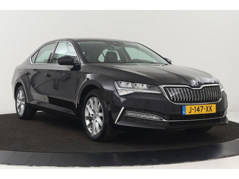 Škoda Superb 1.4 TSI iV Business Edition Plus | Stoelverwarming | Carplay | Camera | Memory | Full LED | Navigatie | Keyless | PHEV