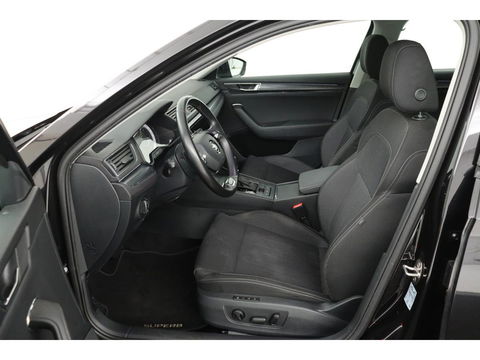 Škoda Superb 1.4 TSI iV Business Edition Plus | Stoelverwarming | Carplay | Camera | Memory | Full LED | Navigatie | Keyless | PHEV