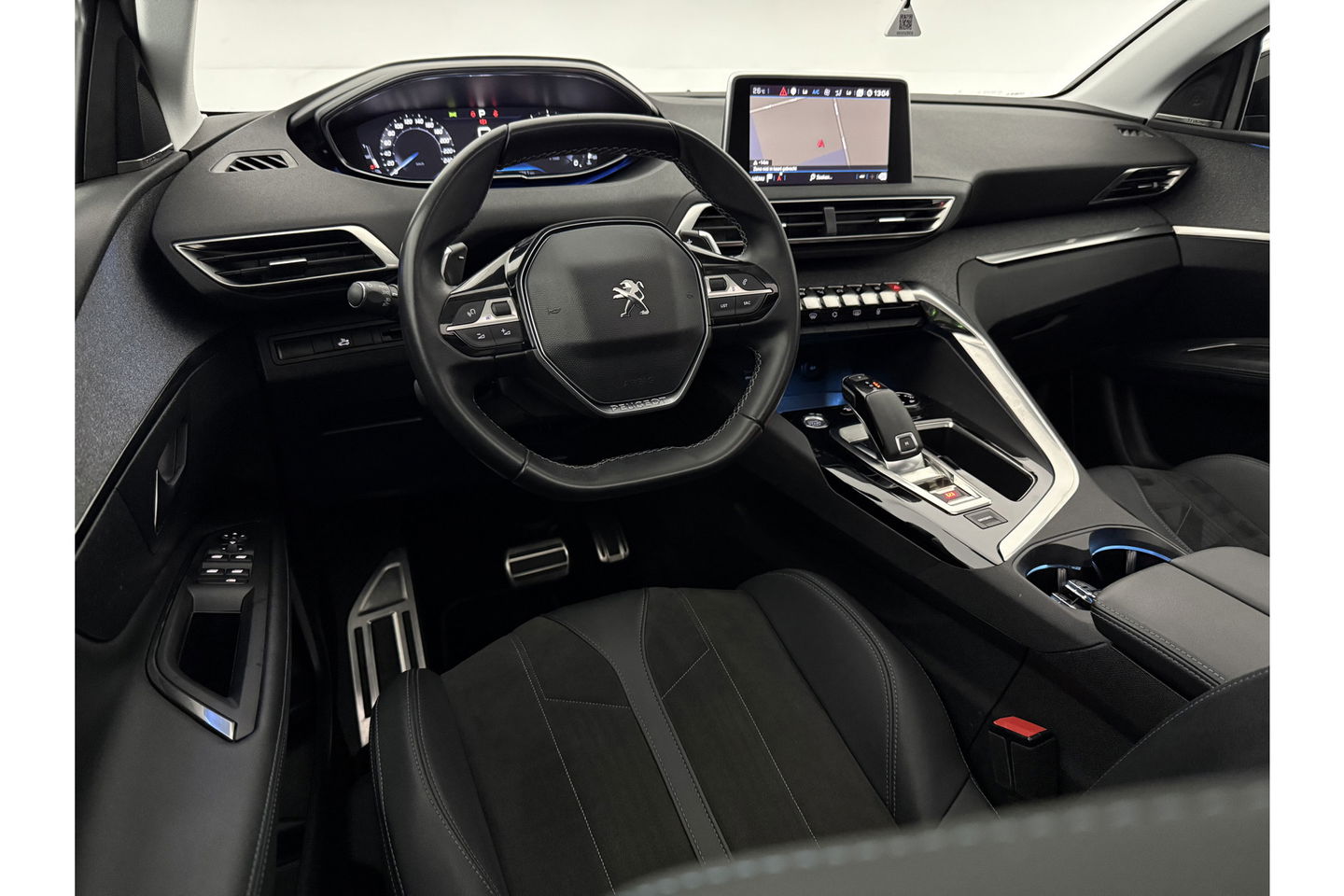 Peugeot 3008 1.2 PureTech Pano Sfeer 360Camera LED Carplay Virtual Clima Cruise PDC Navi 18"LMV
