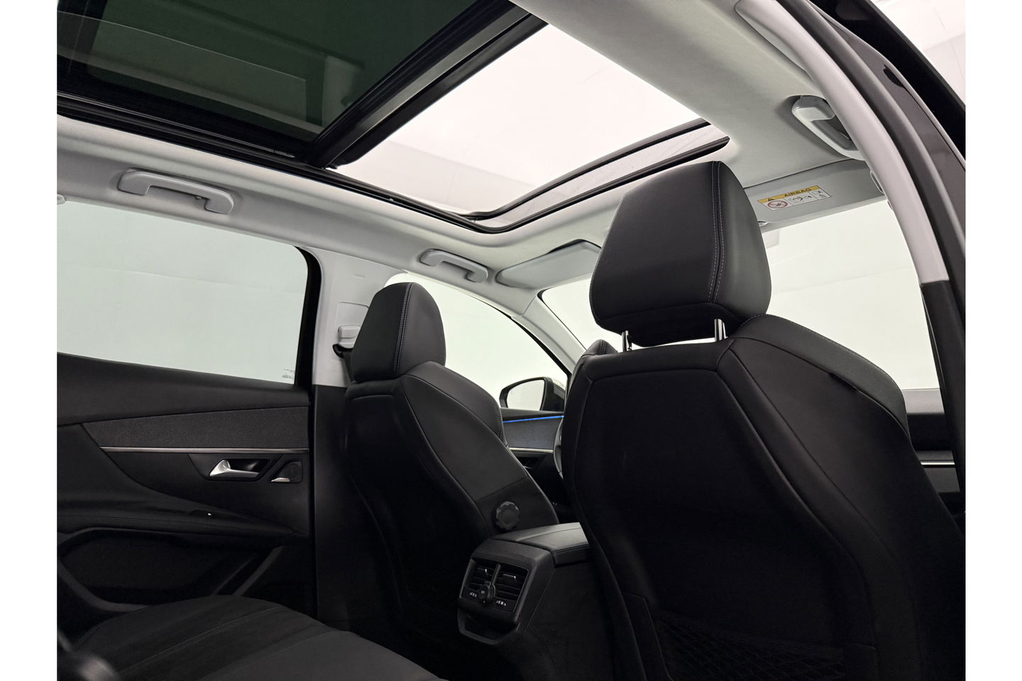 Peugeot 3008 1.2 PureTech Pano Sfeer 360Camera LED Carplay Virtual Clima Cruise PDC Navi 18"LMV