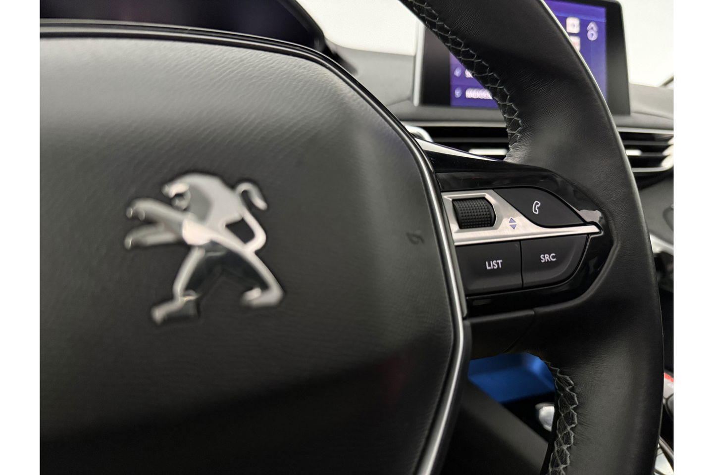 Peugeot 3008 1.2 PureTech Pano Sfeer 360Camera LED Carplay Virtual Clima Cruise PDC Navi 18"LMV