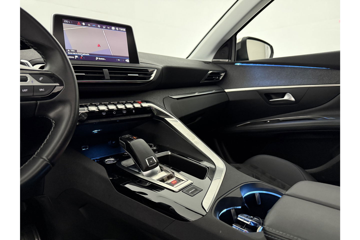 Peugeot 3008 1.2 PureTech Pano Sfeer 360Camera LED Carplay Virtual Clima Cruise PDC Navi 18"LMV