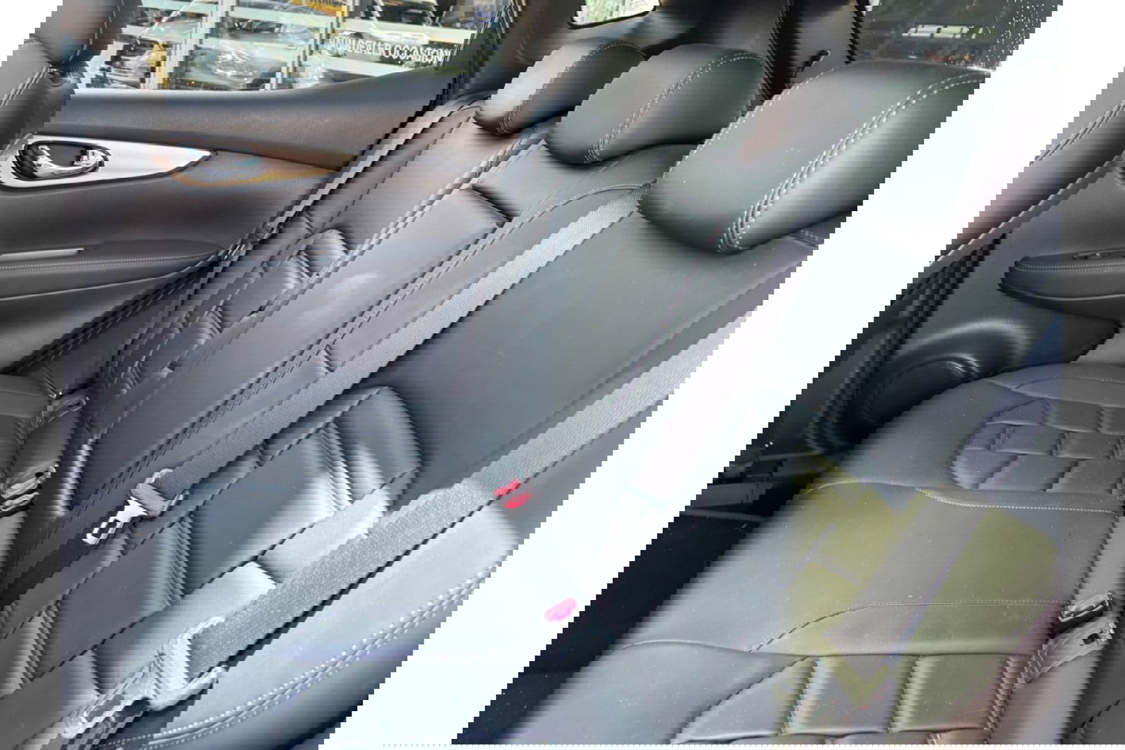 Nissan QASHQAI 1.2 TEKNA + AUTOMAAT LEDER NAVI LMV PDC-360GR PANORAMADAK