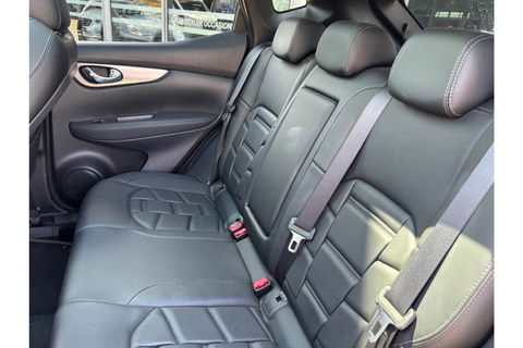 Nissan QASHQAI 1.2 TEKNA + AUTOMAAT LEDER NAVI LMV PDC-360GR PANORAMADAK
