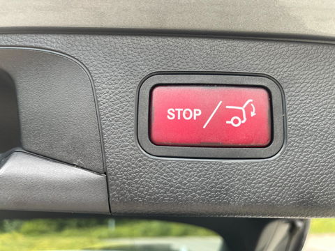 Mercedes-Benz GLC 250 4MATIC AMG PANORAMADAK NAVI LED-XENON AF-TREKHAAK