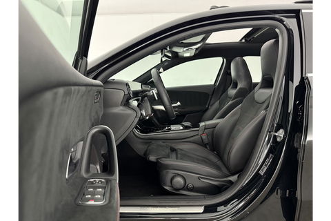 Mercedes-Benz A-Klasse 200 AMG 164PK Pano LED Virtual Camera Clima Cruise Navi PDC 18''LMV