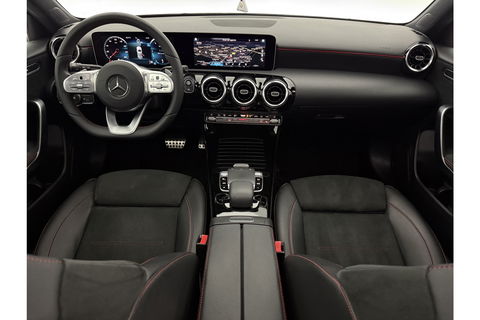 Mercedes-Benz A-Klasse 200 AMG 164PK Pano LED Virtual Camera Clima Cruise Navi PDC 18''LMV