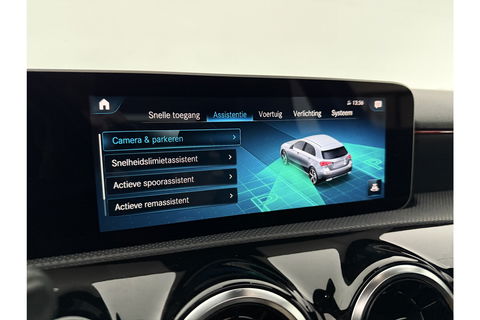 Mercedes-Benz A-Klasse 200 AMG 164PK Pano LED Virtual Camera Clima Cruise Navi PDC 18''LMV