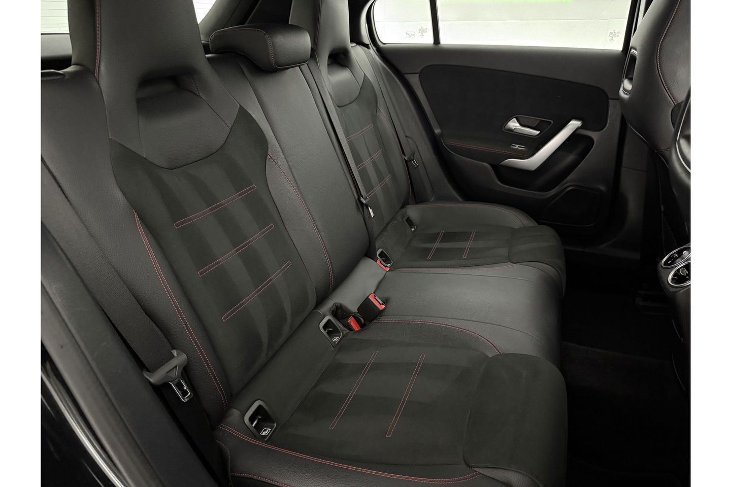 Mercedes-Benz A-Klasse 200 AMG 164PK Pano LED Virtual Camera Clima Cruise Navi PDC 18''LMV