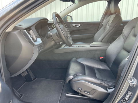 Volvo XC60 2.0 D4 190PK MOMENTUM-PRO 360'"CAMERA LEER NAVI LED XENON