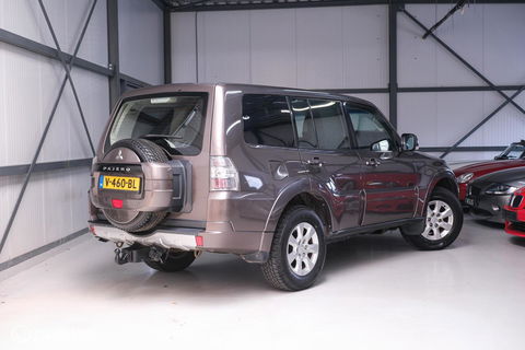 Mitsubishi Pajero 3.2 DI-D Instyle | Grijskenteken | top onderhouden | trekhaak | harde auto | Marge | incl interieur |