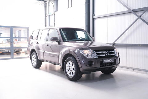 Mitsubishi Pajero 3.2 DI-D Instyle | Grijskenteken | top onderhouden | trekhaak | harde auto | Marge | incl interieur |