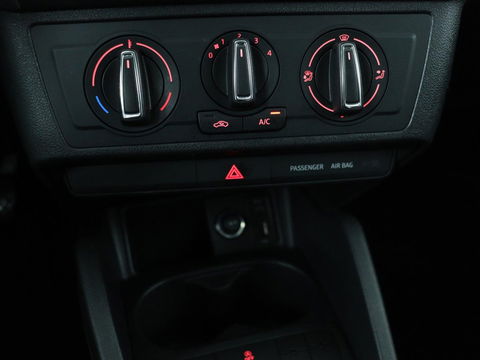 SEAT Ibiza 1.0 TSI Style Connect | Carplay | Cruise control | Airco | Navigatie | Bluetooth | LED | Parkeerhulp