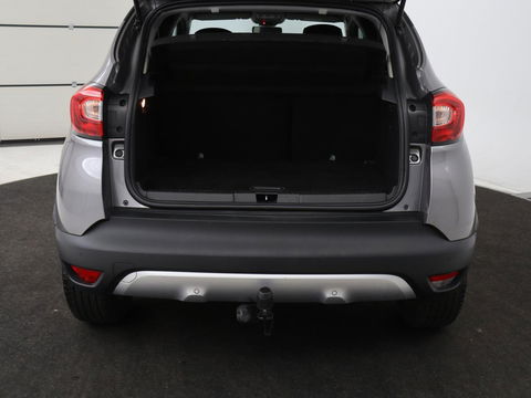 Renault Captur 0.9 TCe Helly Hansen | 1e eigenaar | Stoelverwarming | Trekhaak | Camera | Navigatie | Keyless | Climate control | Cruise control | LED