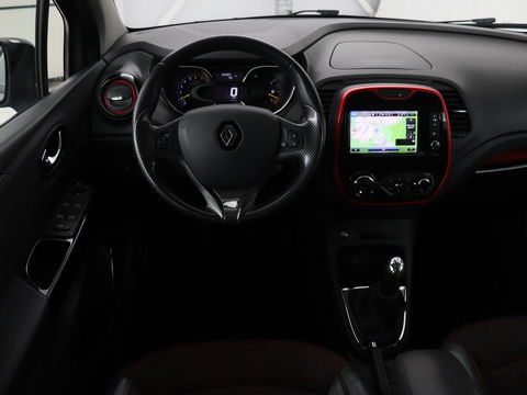 Renault Captur 0.9 TCe Helly Hansen | 1e eigenaar | Stoelverwarming | Trekhaak | Camera | Navigatie | Keyless | Climate control | Cruise control | LED