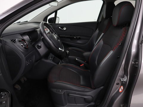 Renault Captur 0.9 TCe Helly Hansen | 1e eigenaar | Stoelverwarming | Trekhaak | Camera | Navigatie | Keyless | Climate control | Cruise control | LED