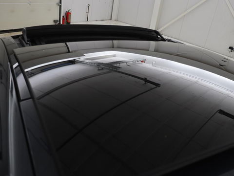 SEAT Leon 1.5 TSI FR Ultimate Edition Black | Panoramadak | Stoelverwarming | Beats Audio | Virual Cockpit | Adaptive cruise | Full LED | Leder/Alcantara | Keyless | Navigatie | Sfeerverlichting