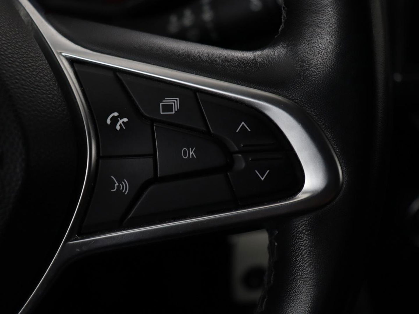 Renault Clio 1.0 TCe R.S. Line | Trekhaak | Full LED | Carplay | Keyless | Navigatie | Parkeerhulp | Airco | Cruise control | Bluetooth