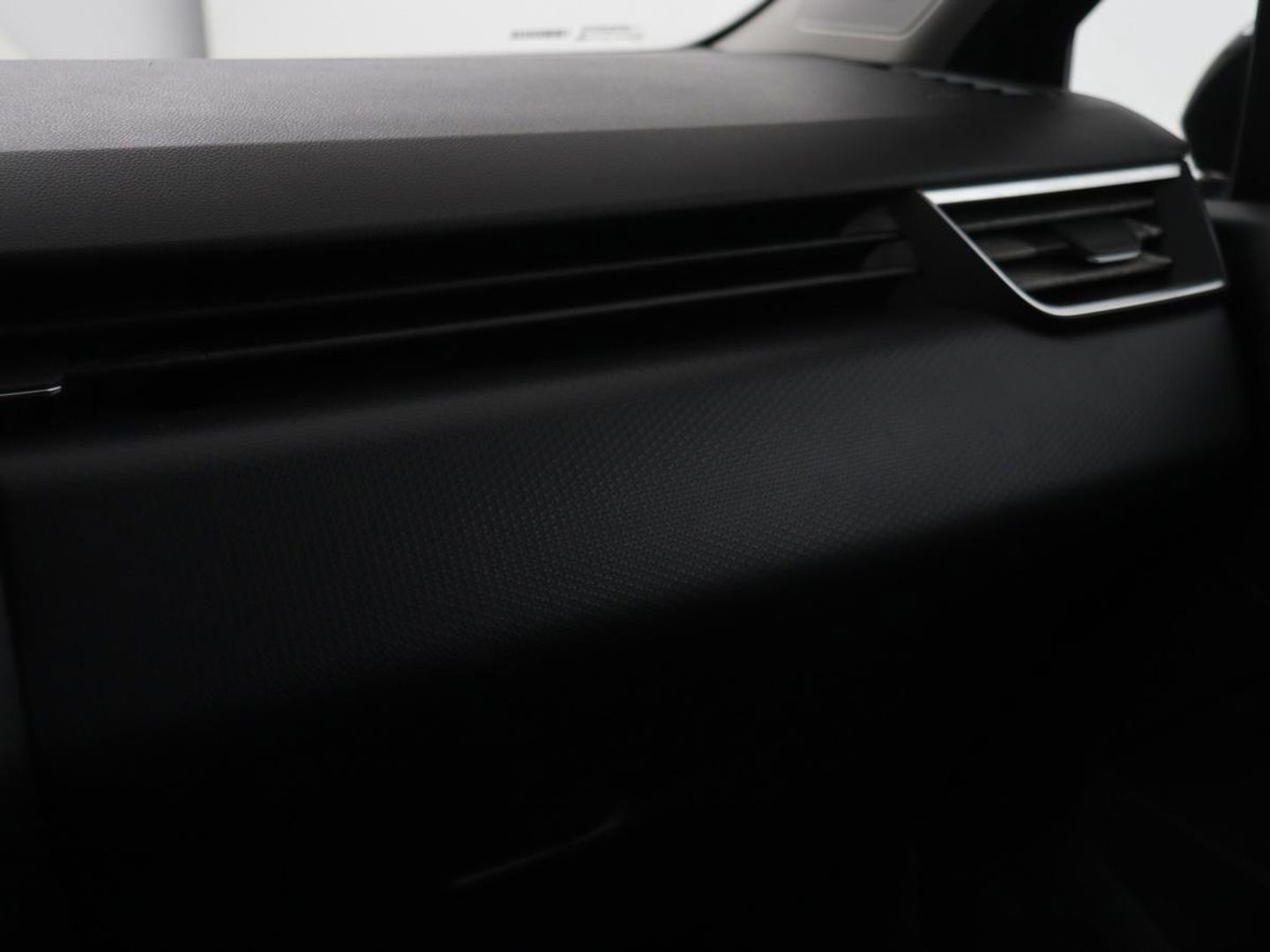 Renault Clio 1.0 TCe R.S. Line | Trekhaak | Full LED | Carplay | Keyless | Navigatie | Parkeerhulp | Airco | Cruise control | Bluetooth