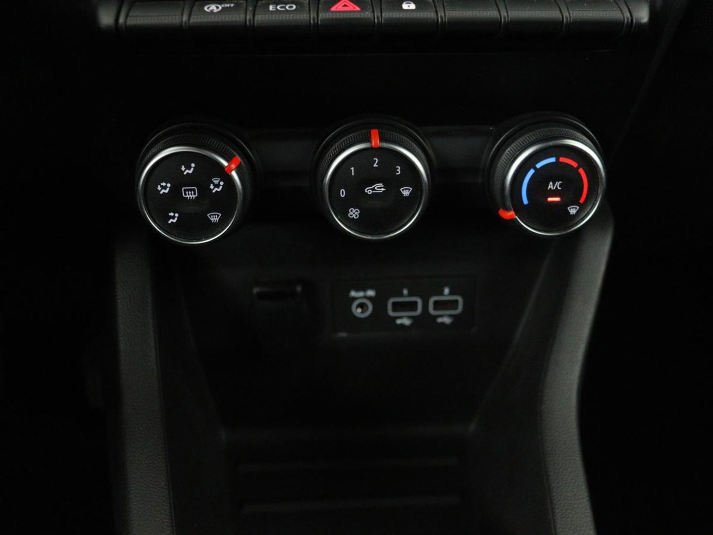 Renault Clio 1.0 TCe R.S. Line | Trekhaak | Full LED | Carplay | Keyless | Navigatie | Parkeerhulp | Airco | Cruise control | Bluetooth