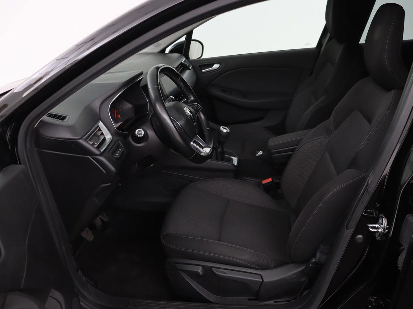 Renault Clio 1.0 TCe R.S. Line | Trekhaak | Full LED | Carplay | Keyless | Navigatie | Parkeerhulp | Airco | Cruise control | Bluetooth