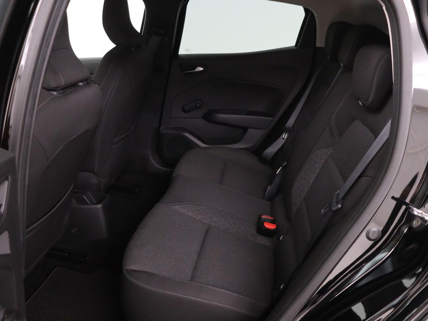 Renault Clio 1.0 TCe R.S. Line | Trekhaak | Full LED | Carplay | Keyless | Navigatie | Parkeerhulp | Airco | Cruise control | Bluetooth