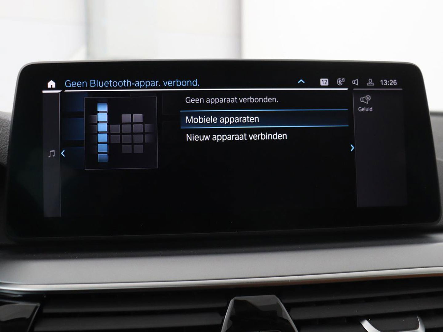 BMW 5 Serie 530e Business Edition Plus | Laser LED | Head-Up | Leder | Stoelverwarming | Trekhaak | Camera | Park Assist | Carplay | Navigatie | Memory | Live Cockpit