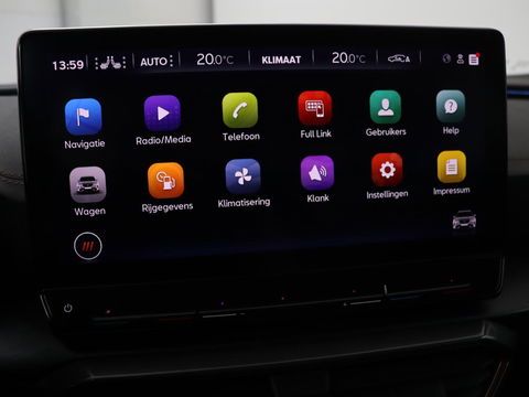 CUPRA Formentor 1.4 e-Hybrid VZ Performance | 245 PK | Stoel & stuurverwarming | Adaptive cruise | Camera | Carplay | Sfeerverlichting | Keyless | Navigatie | Sportstoelen | Full LED | PHEV