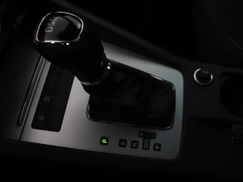 Škoda Octavia 1.5 TSI Business Edition | Stoelverwarming | Trekhaak | Carplay | Parkeerhulp | Navigatie | Verwarmde voorruit | Climate control | Cruise control