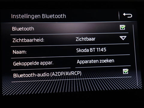 Škoda Octavia 1.5 TSI Business Edition | Stoelverwarming | Trekhaak | Carplay | Parkeerhulp | Navigatie | Verwarmde voorruit | Climate control | Cruise control