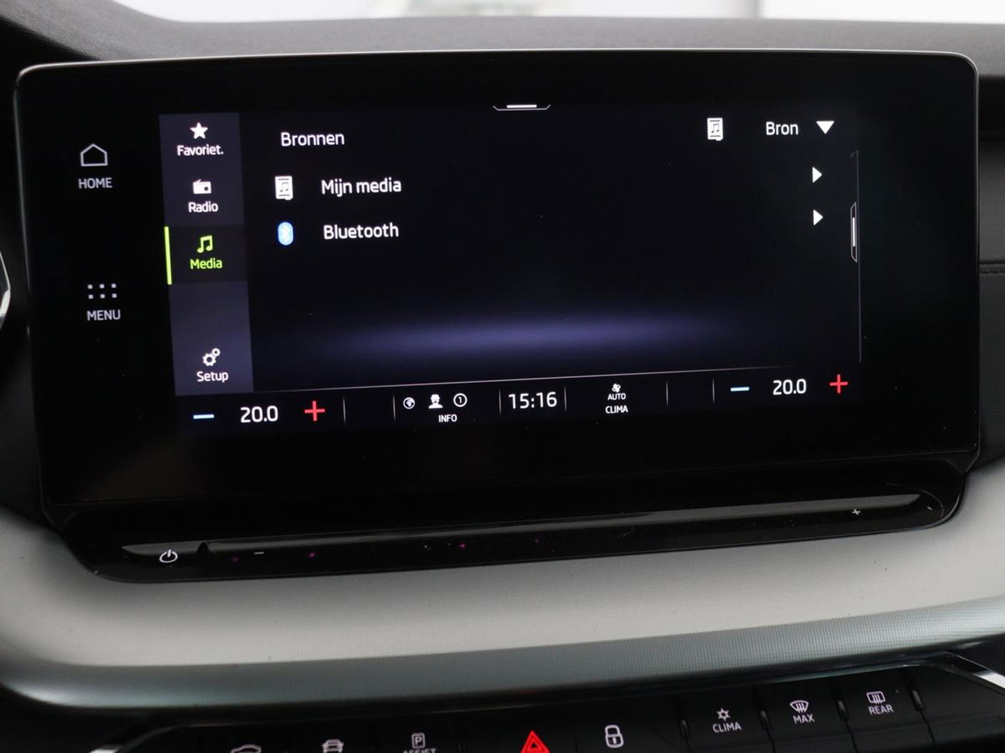 Škoda Octavia 1.0 e-TSI Business Edition | Trekhaak | Camera | Sfeerverlichting | Carplay | Navigatie | Side Assist | Climate control | Digital Cockpit | Full LED