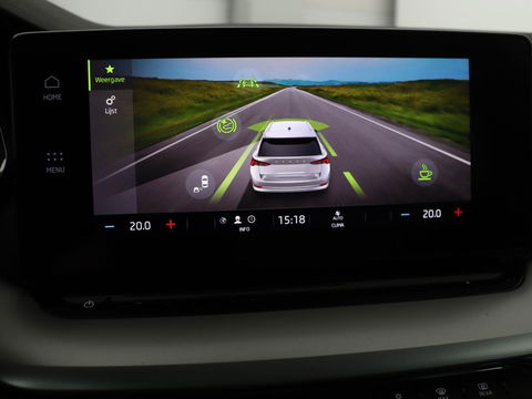 Škoda Octavia 1.0 e-TSI Business Edition | Trekhaak | Camera | Sfeerverlichting | Carplay | Navigatie | Side Assist | Climate control | Digital Cockpit | Full LED