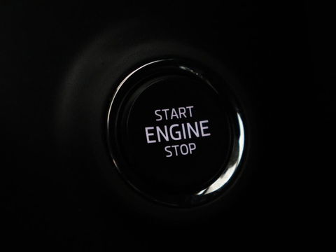 Škoda Octavia 1.0 e-TSI Business Edition | Trekhaak | Camera | Sfeerverlichting | Carplay | Navigatie | Side Assist | Climate control | Digital Cockpit | Full LED